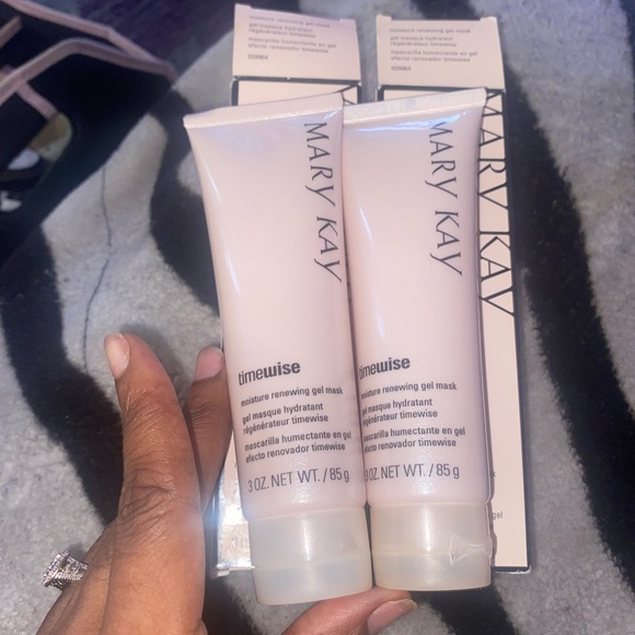 Mary Kay Timewise Moisture Renewing Gel Mask Dry - Picture 4 of 8